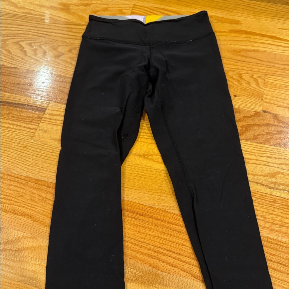 Lululemon Cropped Reversable Leggings